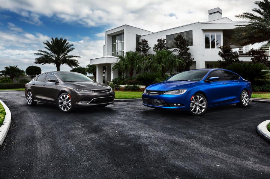  Chrysler 200S AWD (UF) 2014 года  (фото 8 из 46)